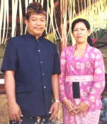 owners Masa Inn, Made Badro & Mrs. Badro